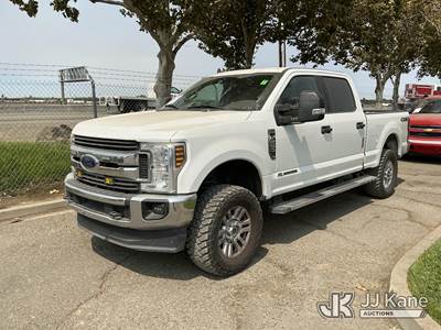 2019 Ford F-250 SD Crew-Cab Pickup Truck