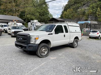 2015 Ford F250 4x4 Extended-Cab Pickup Truck