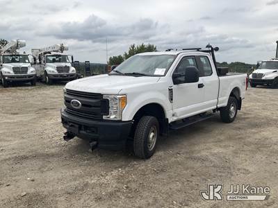 2017 Ford F-250 SD Extended-Cab Pickup Truck