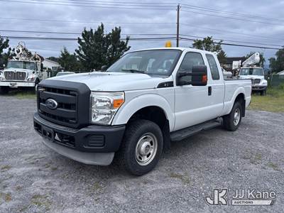 2012 Ford F-250 SD Extended-Cab Pickup Truck
