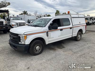 2017 Ford F250 Crew-Cab Pickup Truck