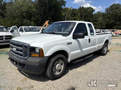 2007 Ford F250 Extended-Cab Pickup Truck