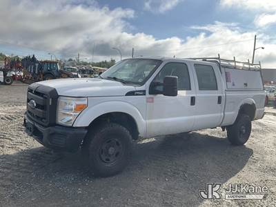 2016 Ford F-250 SD Crew-Cab Pickup Truck