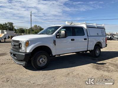 2017 Ford F-250 SD Crew-Cab Pickup Truck