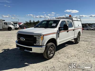 2017 Ford F-250 SD 4x4 Crew-Cab Pickup Truck