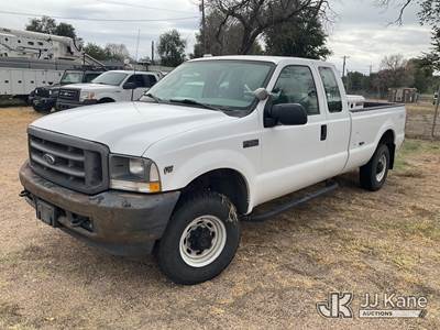 2003 Ford F250 4x4 Extended-Cab Pickup Truck