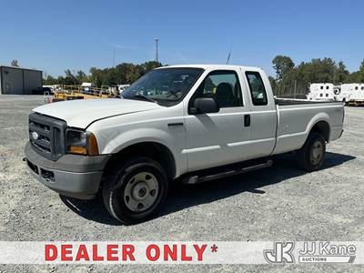 2007 Ford F250 4x4 Extended-Cab Pickup Truck