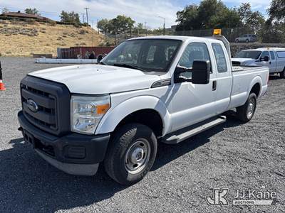 2013 Ford F250 4x4 Extended-Cab Pickup Truck