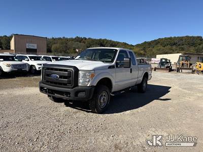 2011 Ford F250 4x4 Extended-Cab Pickup Truck
