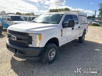 2017 Ford F-250 SD Crew-Cab Pickup Truck