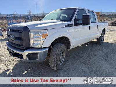 2015 Ford F-250 SD XLT Crew Cab Crew-Cab Pickup Truck