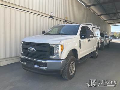 2017 Ford F-250 SD Extended-Cab Pickup Truck