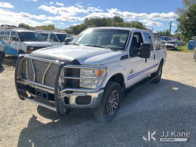 2016 Ford F-250 SD Crew-Cab Pickup Truck