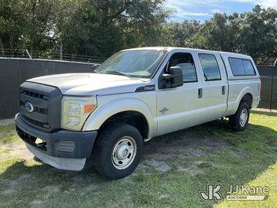 2011 Ford F-250 SD Crew-Cab Pickup Truck