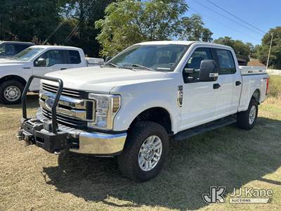 2018 Ford F250 4x4 Crew-Cab Pickup Truck