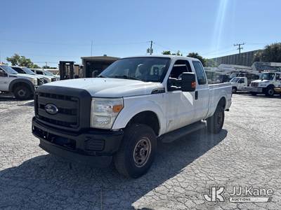 2015 Ford F250 4x4 Extended-Cab Pickup Truck