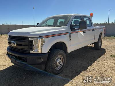 2018 Ford F-250 SD Crew-Cab Pickup Truck