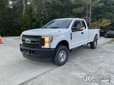 2018 Ford F250 4x4 Extended-Cab Pickup Truck
