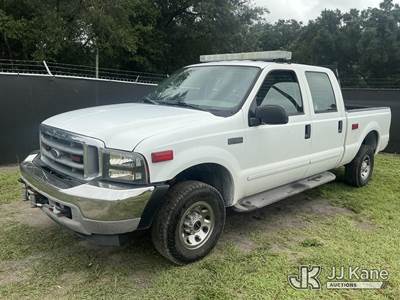 2003 Ford F-250 SD Crew-Cab Pickup Truck