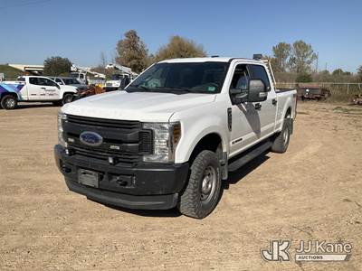 2019 Ford F-250 SD Crew-Cab Pickup Truck