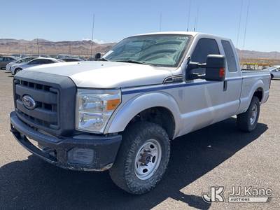 2015 Ford F250 4x4 Extended-Cab Pickup Truck