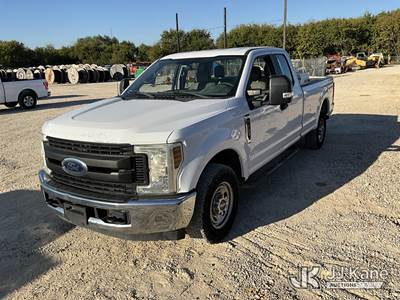 2019 Ford F250 Extended-Cab Pickup Truck