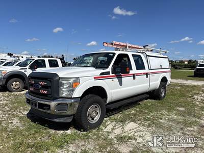 2015 Ford F350 4x4 Crew-Cab Pickup Truck
