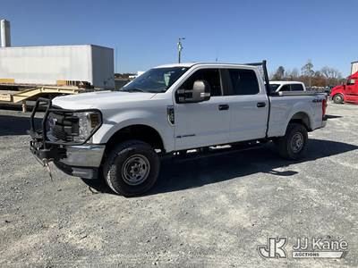 2019 Ford F350 4x4 Crew-Cab Pickup Truck