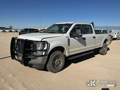 2019 Ford F350 4x4 Crew-Cab Pickup Truck
