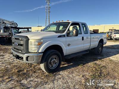 2015 Ford F350 4x4 Extended-Cab Pickup Truck