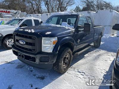 2011 Ford F350 4x4 Extended-Cab Pickup Truck