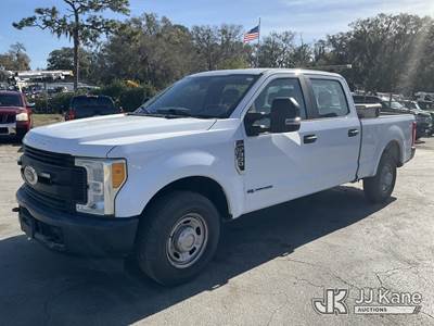 2017 Ford F350 Crew-Cab Pickup Truck