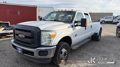 2013 Ford F-350 SD Crew-Cab Pickup Truck