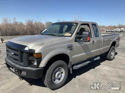 2009 Ford F350 4x4 Extended-Cab Pickup Truck