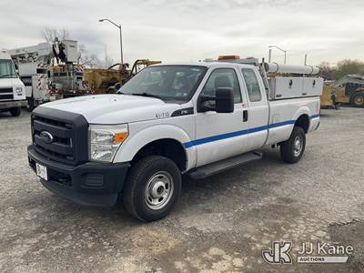 2015 Ford F350 4x4 Extended-Cab Pickup Truck