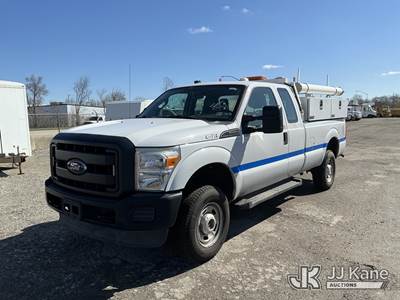 2015 Ford F350 4x4 Extended-Cab Pickup Truck