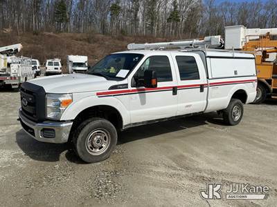 2015 Ford F-350 SD Crew-Cab Pickup Truck