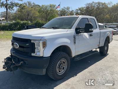 2019 Ford F350 4x4 Extended-Cab Pickup Truck