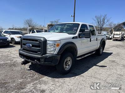2014 Ford F350 4x4 Crew-Cab Pickup Truck