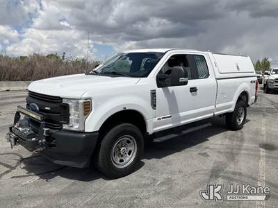 2019 Ford F350 4x4 Extended-Cab Pickup Truck