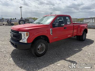2020 Ford F-350 SD Extended-Cab Dual Wheel Pickup Truck