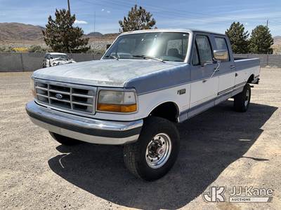 1992 Ford F-350 Crew-Cab Pickup Truck