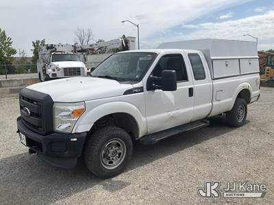 2013 Ford F350 4x4 Extended-Cab Pickup Truck