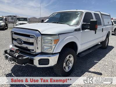 2015 Ford F350 4x4 Crew-Cab Pickup Truck