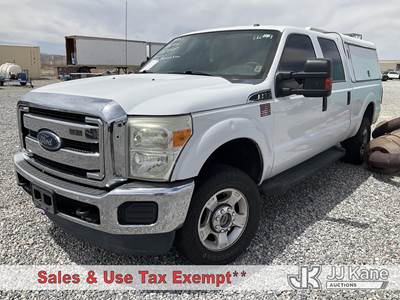 2015 Ford F350 4x4 Crew-Cab Pickup Truck