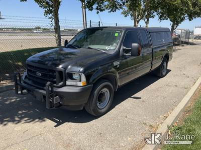 2004 Ford F-350 SD Extended-Cab Pickup Truck