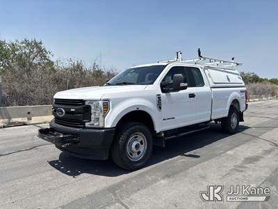 2019 Ford F-350 SD Extended-Cab Pickup Truck