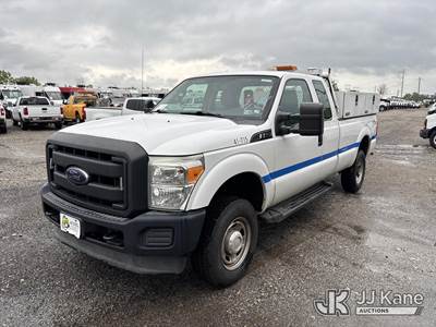 2015 Ford F350 4x4 Extended-Cab Pickup Truck