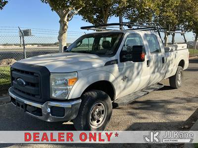2013 Ford F-350 SD Crew-Cab Pickup Truck