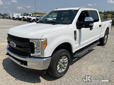 2017 Ford F-350 SD Crew-Cab Pickup Truck